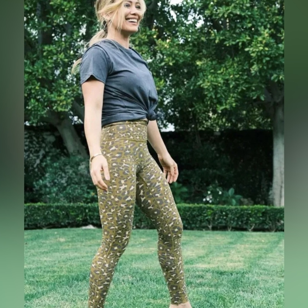 Aerie Offline Leopard Leggings Size Small